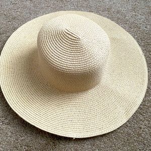 Cute Straw Hat!
